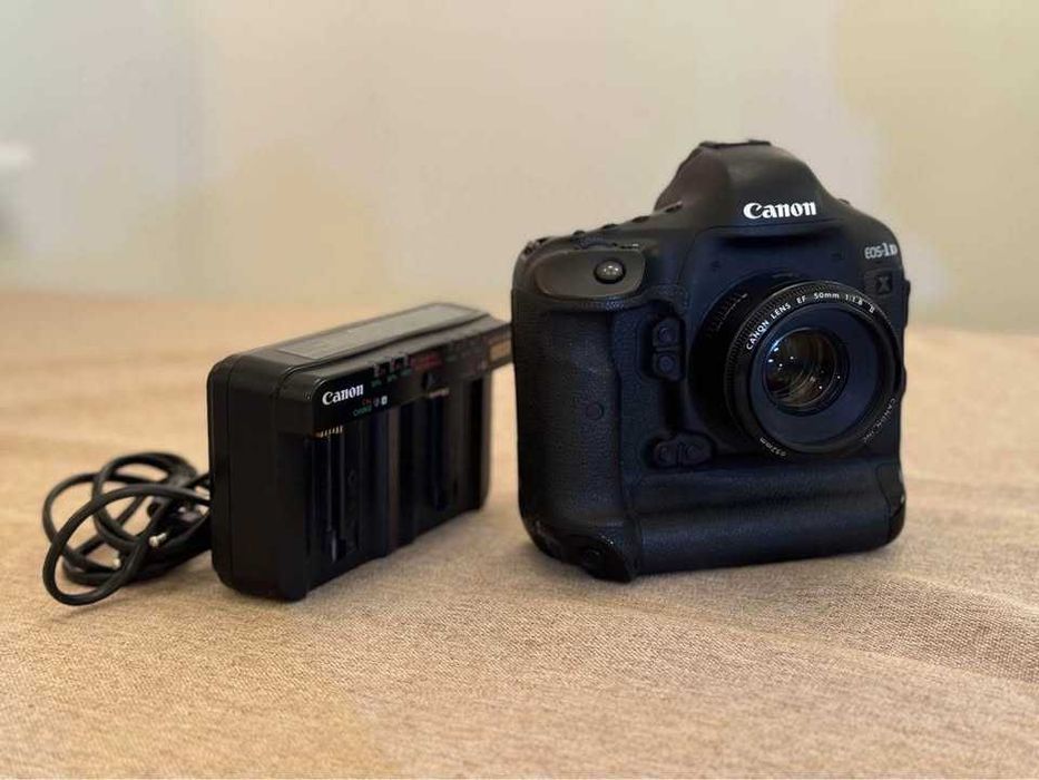 Фотокамера Canon EOS-1D X САМО ТЯЛОТО