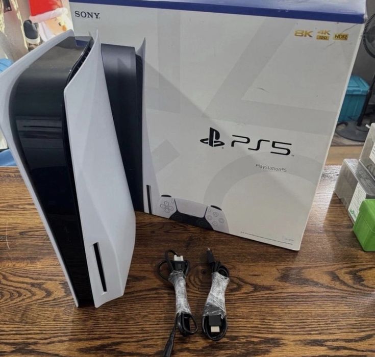 PlayStation 5 White 1TB 8K