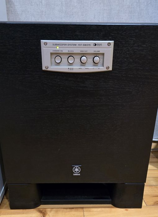 Активен субуфер YAMAHA