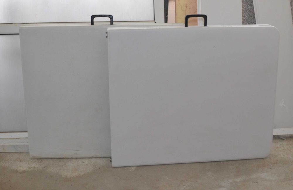 Пластмасова Сгъваема МАСА