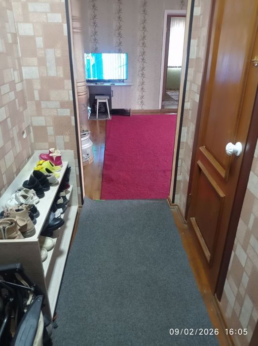 Dom sotiladi srochni