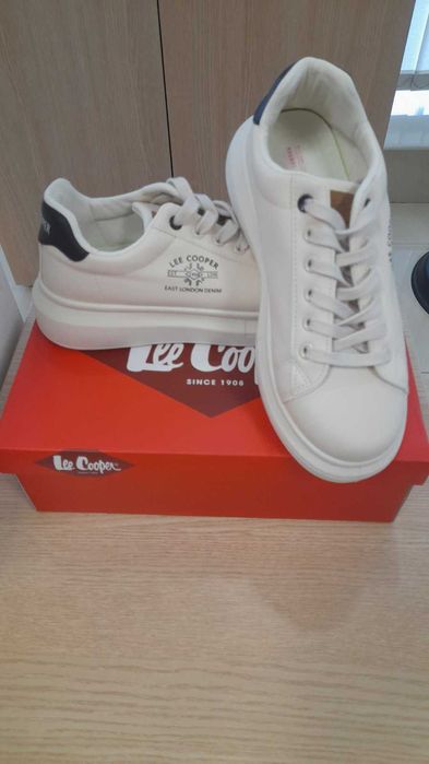 Дамски кецове Lee Cooper