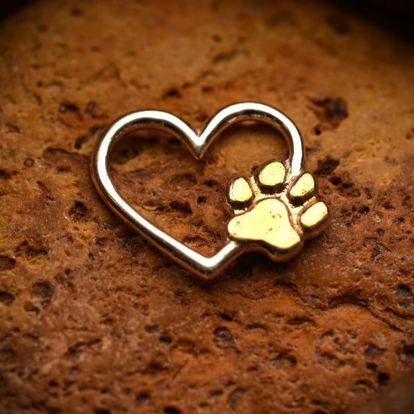 Сребърен медальон 925 „Сърце и лапичка“ – със златни акценти  бижу