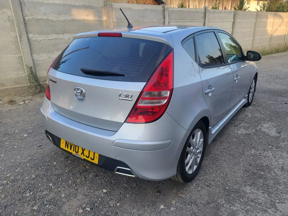 Usa dreapta spate/ Stop dreapta spate/ Stop stanga spate/ Hyundai I30 2010