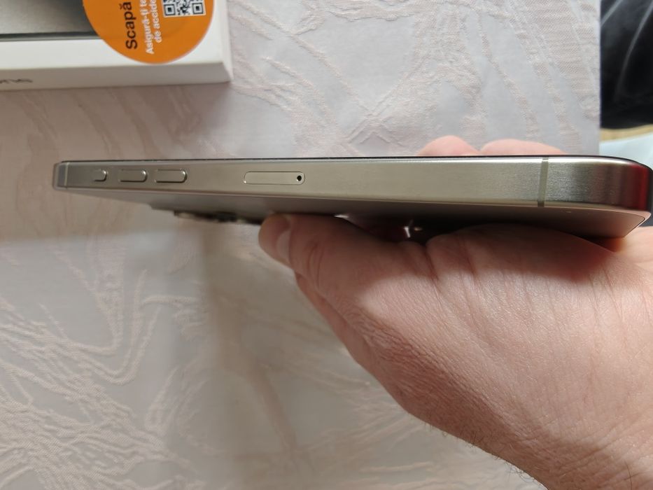 iPhone 15 pro max, titanium gray, 256gb, 97% baterie