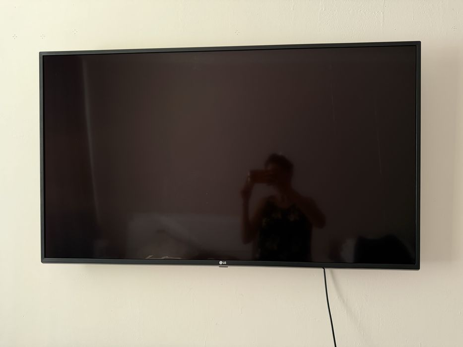 Продам телевизор LG