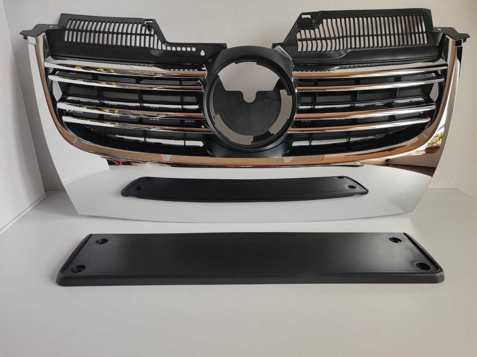 Решетка VW Голф 5 Р32 Хром Нова Golf 5 R32 хромирана  ГТ ГТИ броня