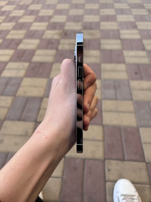 Продам Iphone 14 pro 512gb