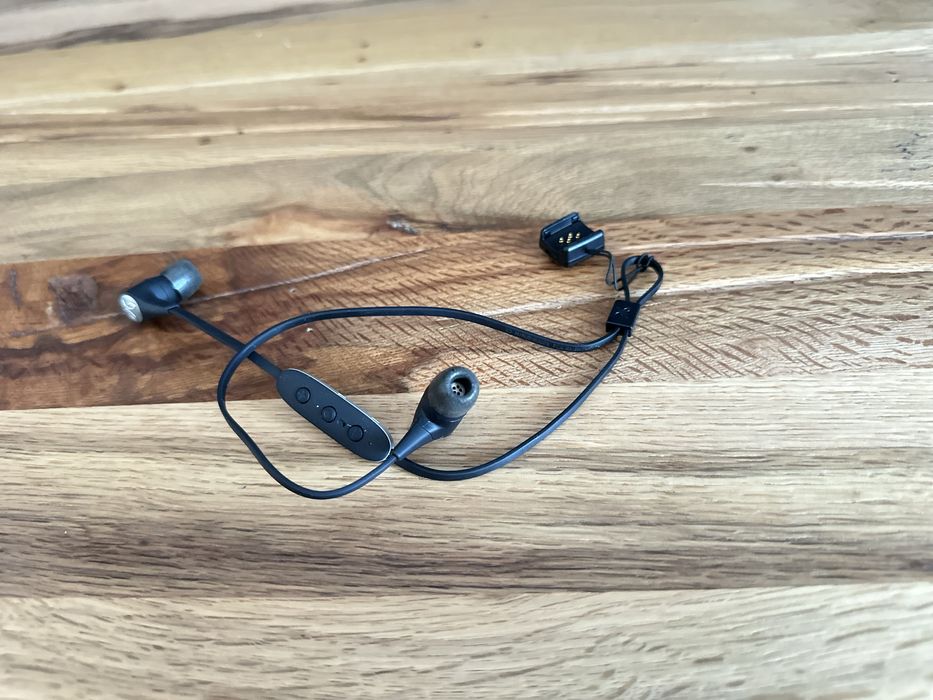 Căști bluetooth JayBird X3, bureti memorie, impecabile