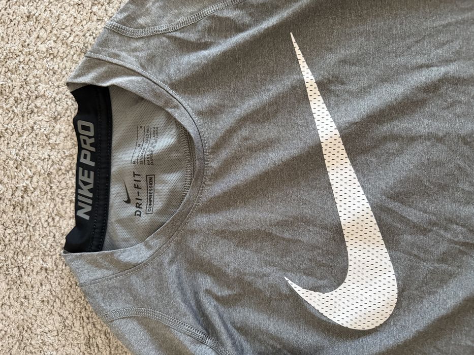 Блуза с дълъг ръкав Nike