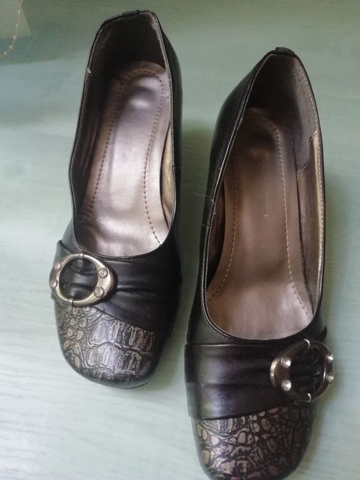 Дамски обувки черни