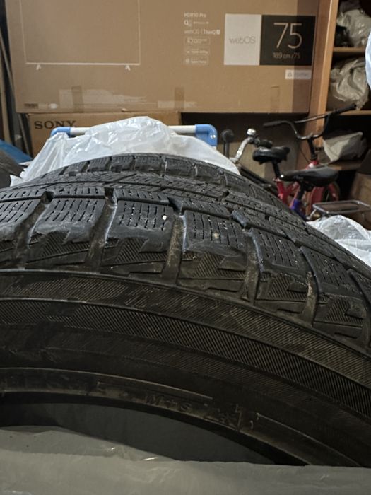 Продам зимние шины