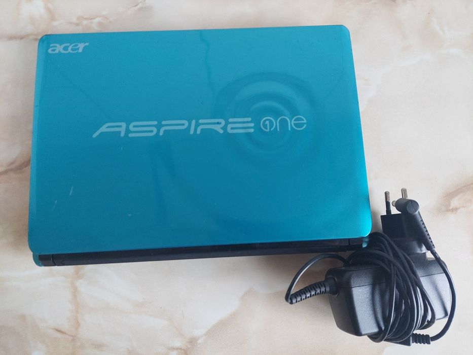Vând Acer Aspire One D257 (ZE6) fără probleme + încărcător /poze reale