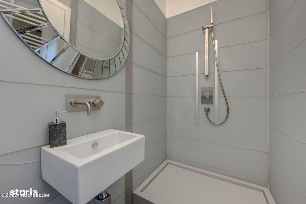 Penthouse | 181.35 MP | Piata Romana | Aurel Vlaicu