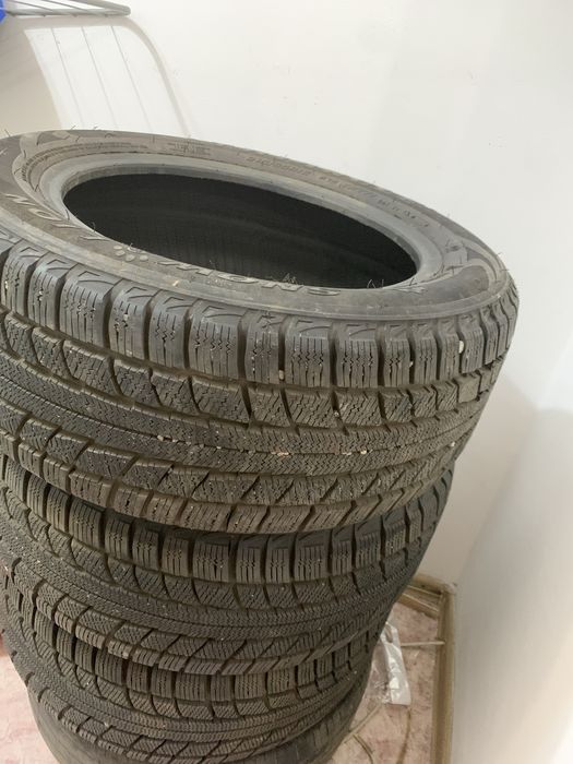 Продам  215/55/16