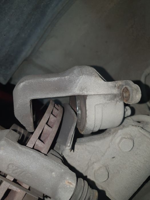 Супорт Каролла 130 кузов