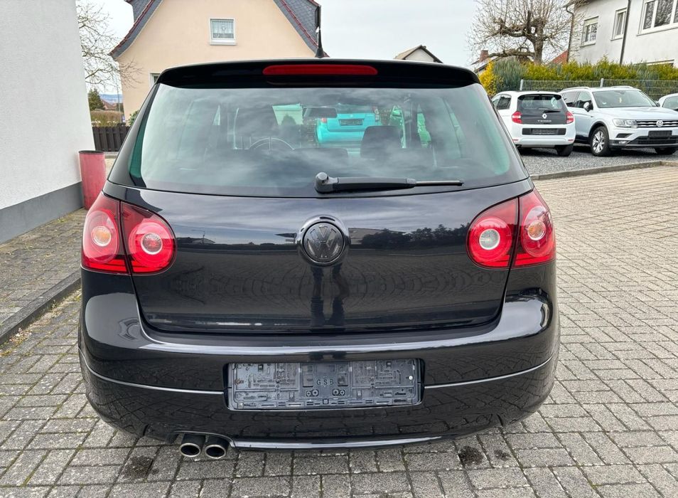 Продавам Голф 5 1.4 170кс на ЧАСТИ, както и още над 12 Голф 5 на ЧАСТИ