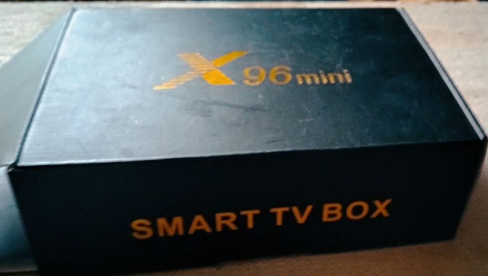 Смарт ТВ Андроид приставка