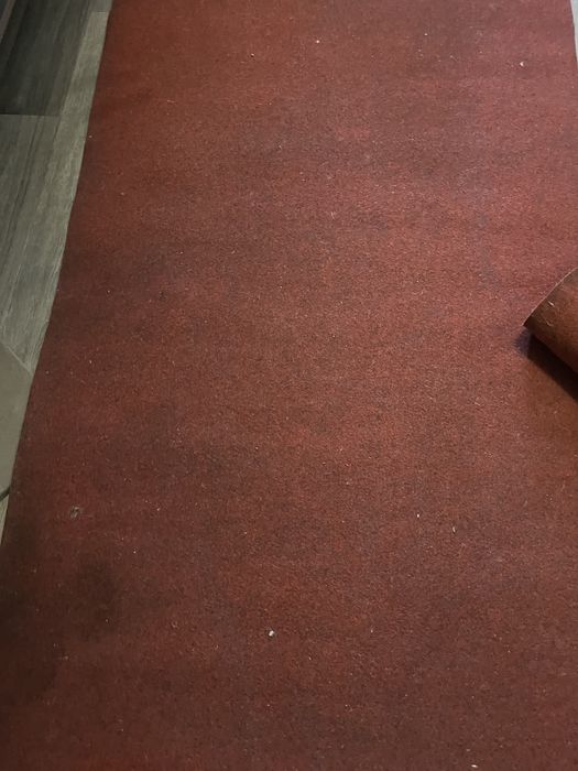 Продам ковровую дорожку