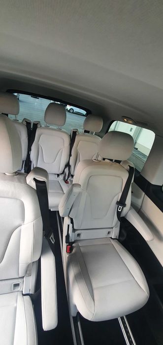 Inchiriere auto 6+1, Van 7 locuri cu sau fara sofer