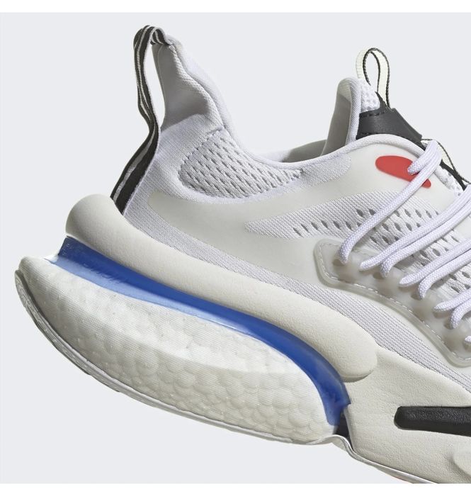 НОВЫЕ кроссовки Adidas Alphaboost V1