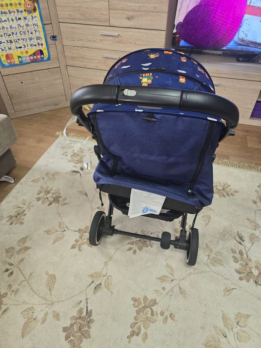 Коляска прогулочная