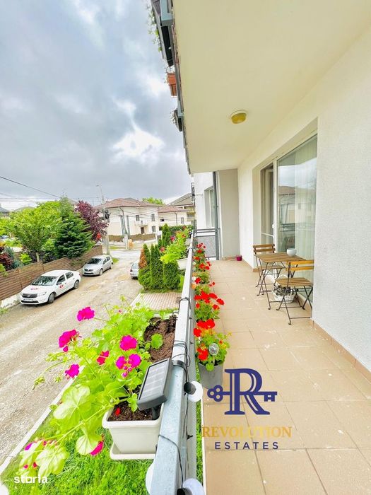 Comision 0! Ap. la cheie, în bloc mic, zonă de case-Grand Hotel Italia