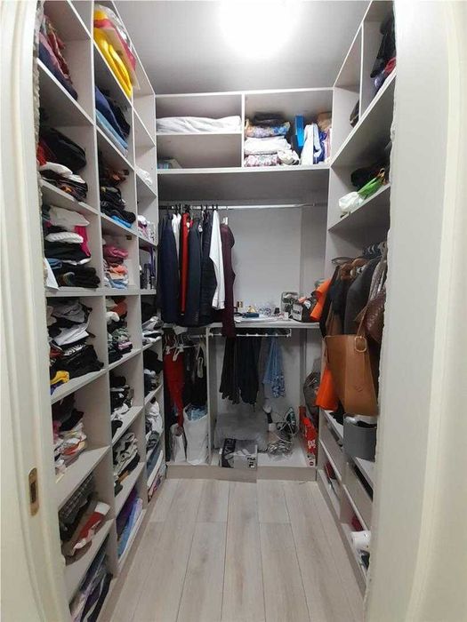 Продам 4х ком.кв, в ЖК Шарын