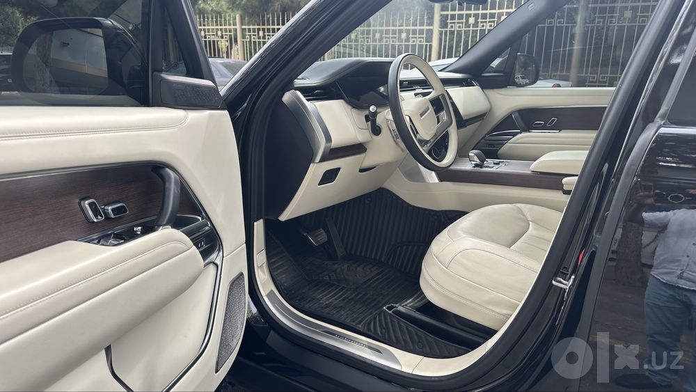 Range Rover P530 Long 2023 год