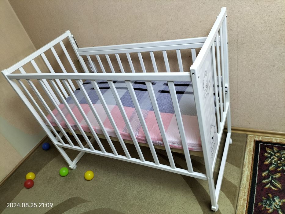 Продам детский кроват
