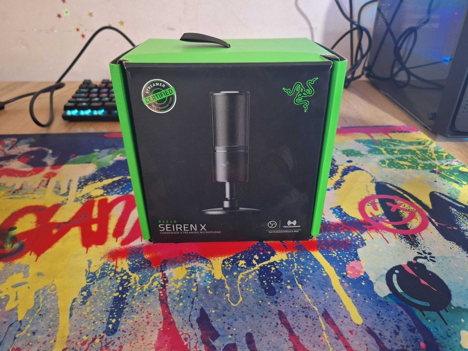 Профессионалный микрофон Razer Seiren x  Почти новый идеалный гарантия