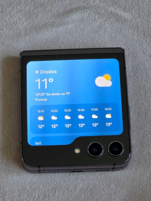 Samsung Galaxy Z Flip5 256GB Live demo unit piese