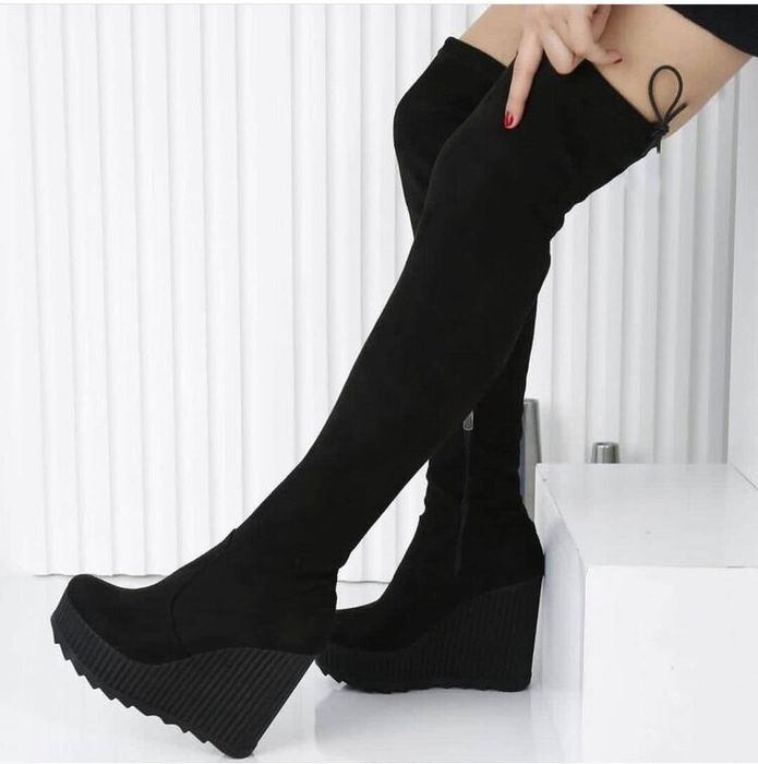 Ботуши на платформа - черен велур [36-40 номер]