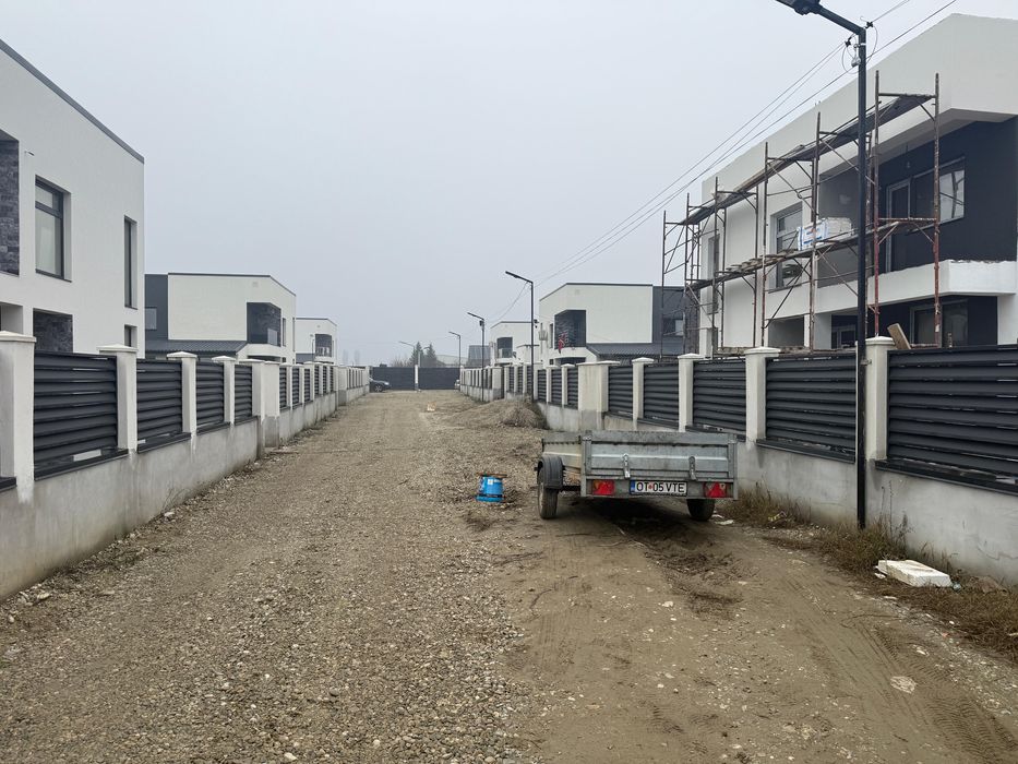 Casa P+1 in com. Slătioara, str. Viorelelor