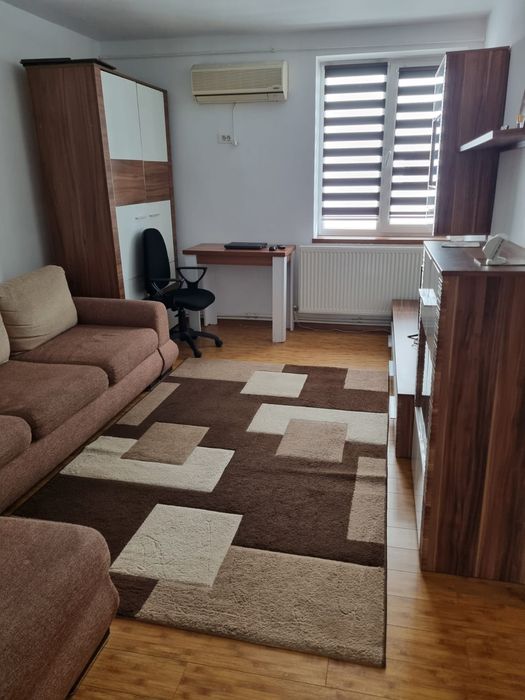 Închiriez apartament 2 camere  ultracentral
