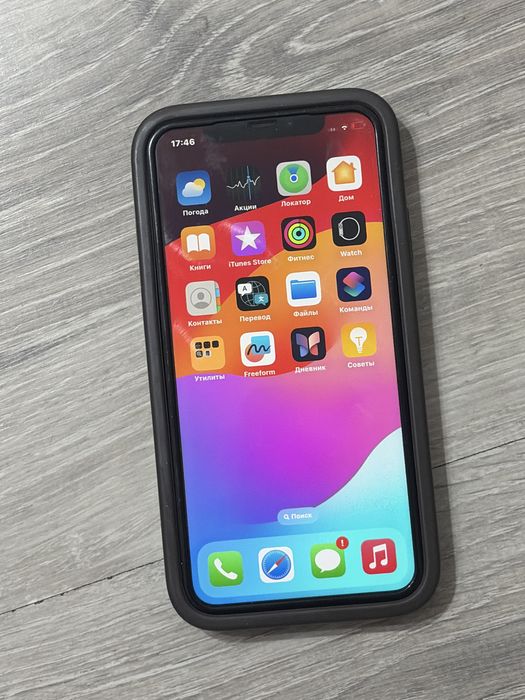 Продаю айфон 11 черный