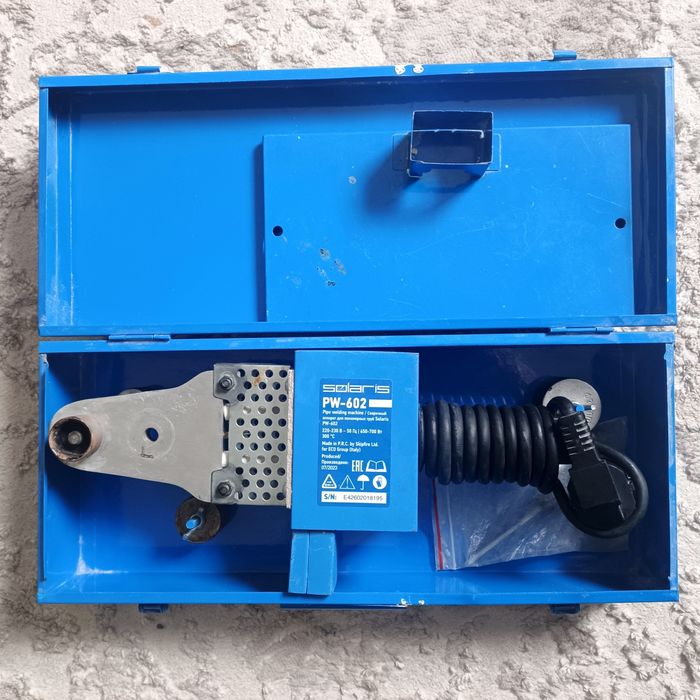 Продам Пластиковый Утюг