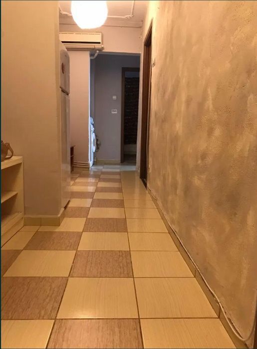 Inchiriez apartament 3 camere
