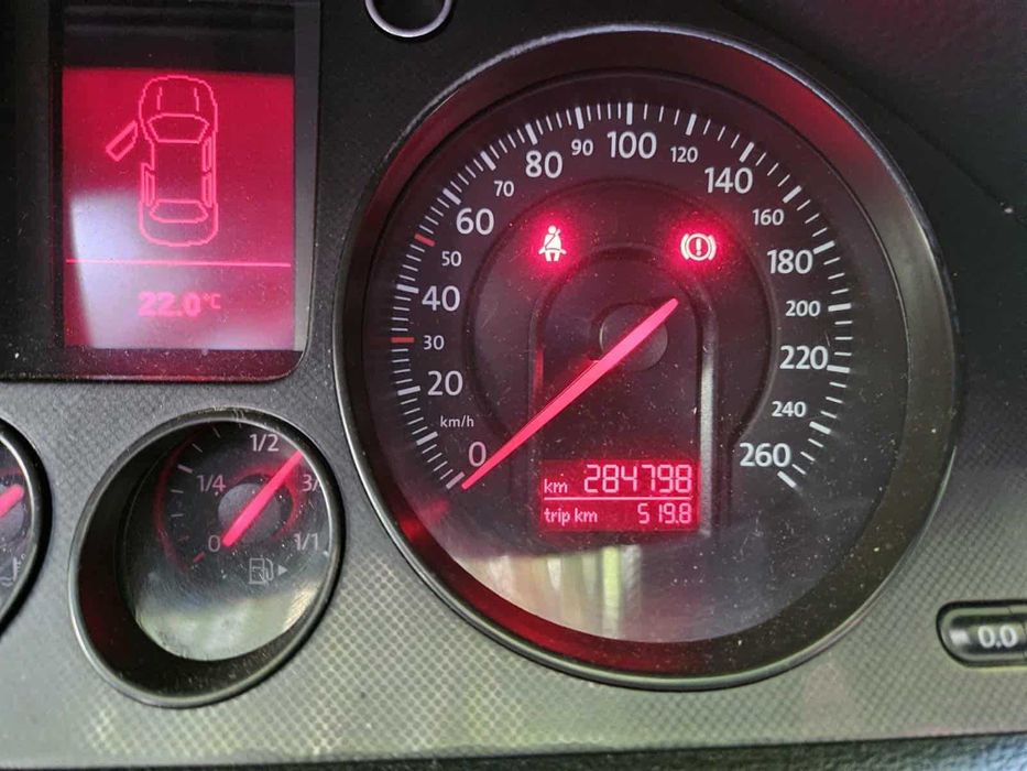 VW Passat 1,9 DI, 2006 година