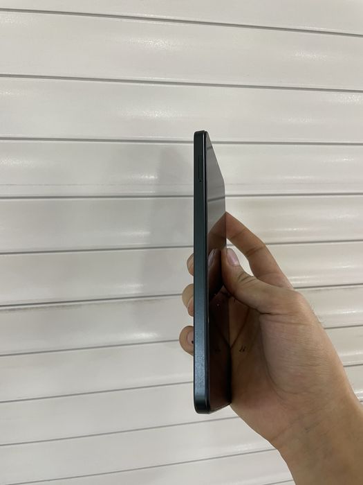 Продам Vivo Y04 64gb