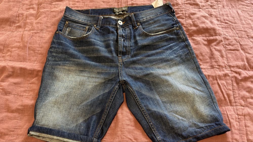 Blugi scurti Pull and Bear