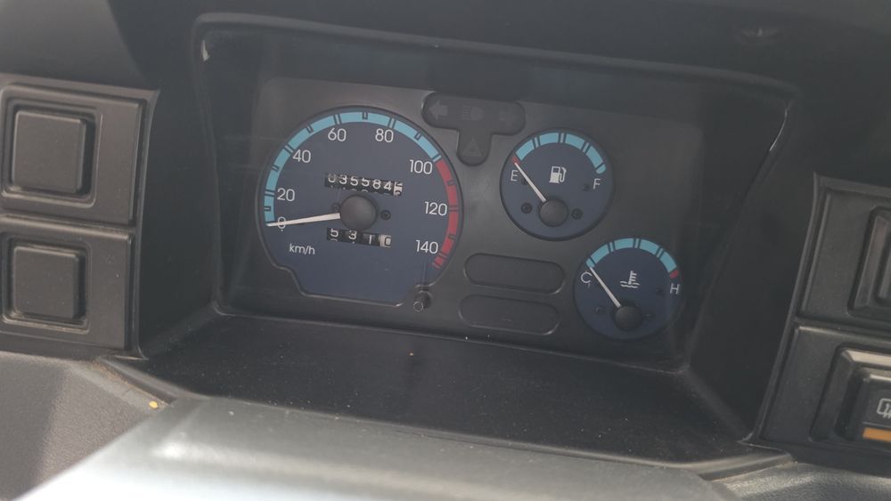 Damas xolati yaxshi bir qol xaydagan moshina ozimmiki