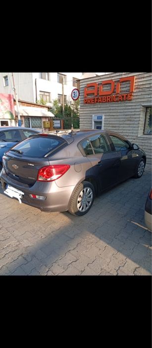 CHEVROLET Cruze