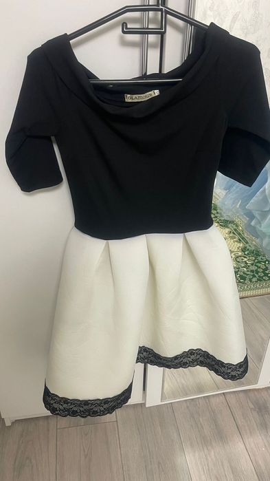 Продам нарядные платья недорого