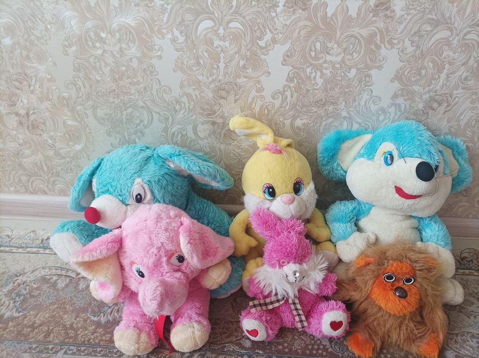 Игрушки мягкие .