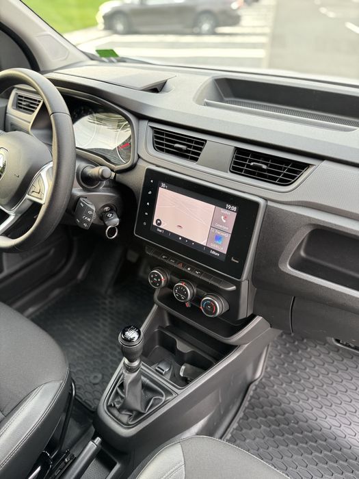 Renault Express 1.5 dCi 75 CP Dokker inmatriculata RO persoana fizica