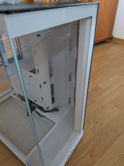 Carcasa NZXT h6 flow