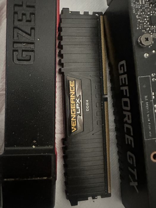 Vand Componente PC gaming