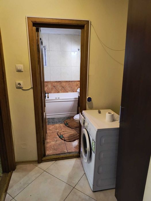 Apartament 3 camere de inchiriat