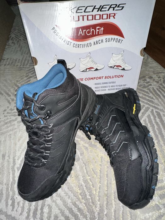 Skechers сапоги новые